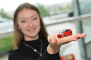 Illustration for article titled Top 5 Car Finance Mistakes